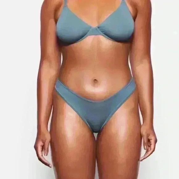 SKIMS COTTON JERSEY DIPPED THONG KYANITE SIZE 2X - Picture 3 of 9